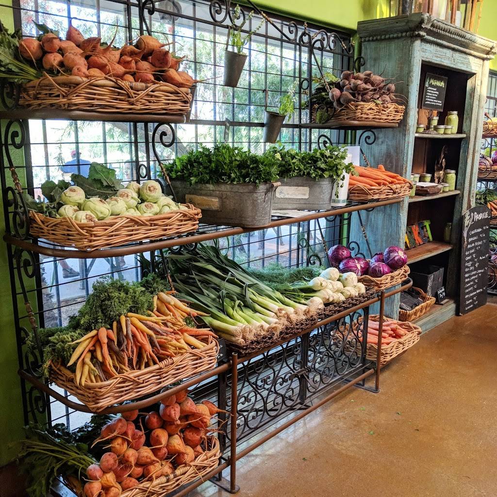 Singh Meadows | restaurant | 1490 E Weber Dr, Tempe, AZ 85281, USA | 4802257199 OR +1 480-225-7199