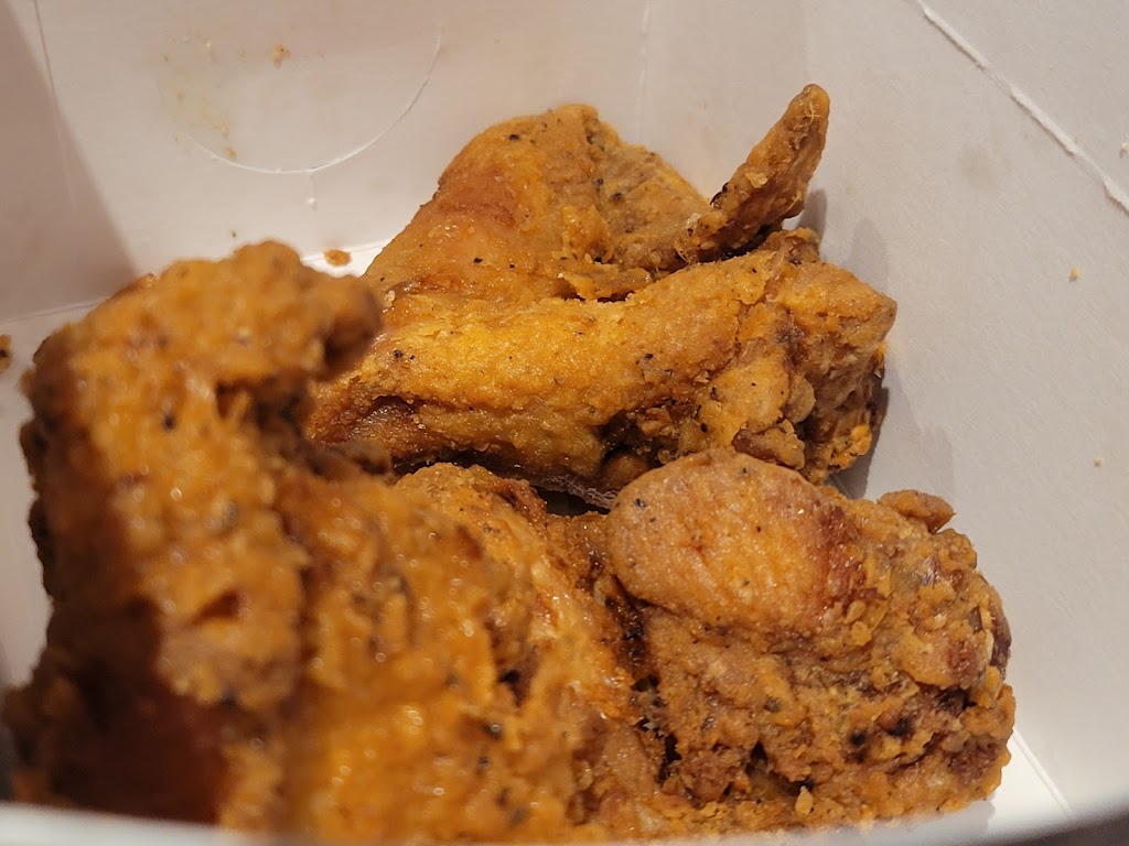 Hops Chicken | meal takeaway | Ponce City Market, 675 Ponce De Leon Ave NE, Atlanta, GA 30308, USA | 6782352682 OR +1 678-235-2682