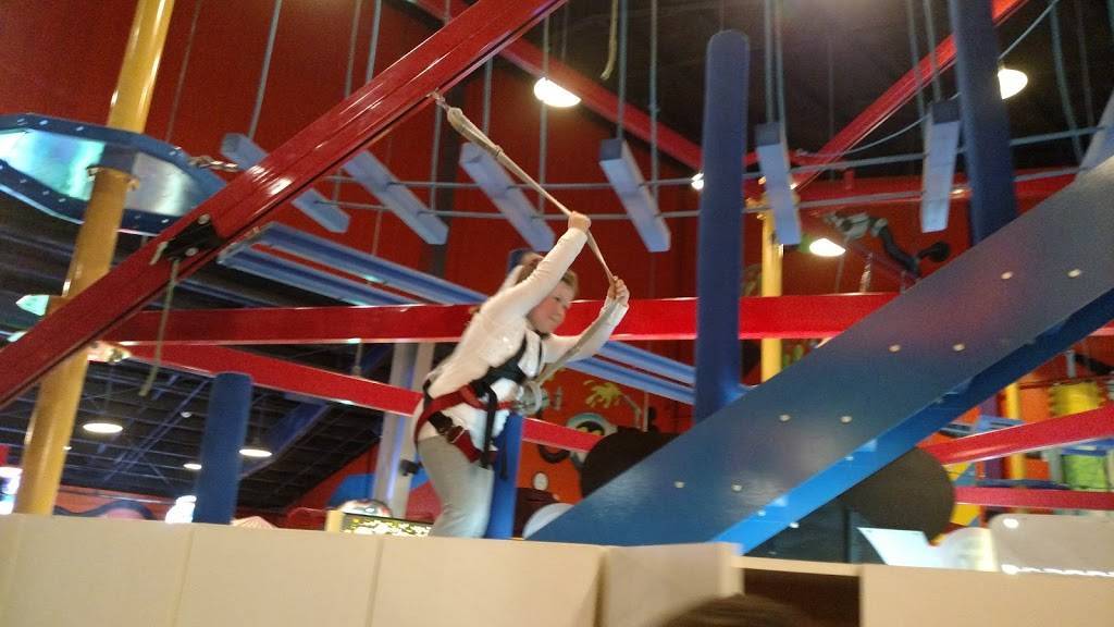 Clubhouse Fun Center (Greece) | restaurant | 3340 W Ridge Rd, Greece, NY 14626, USA | 5852255093 OR +1 585-225-5093