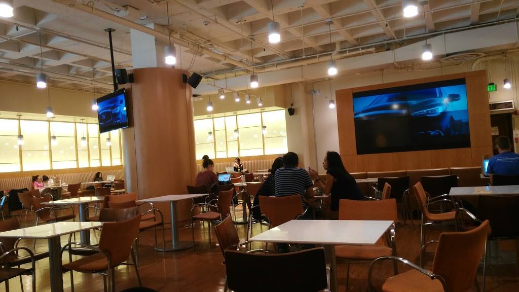 Carls Jr. | restaurant | 308 Westwood Plaza, Los Angeles, CA 90095, USA | 3108241497 OR +1 310-824-1497