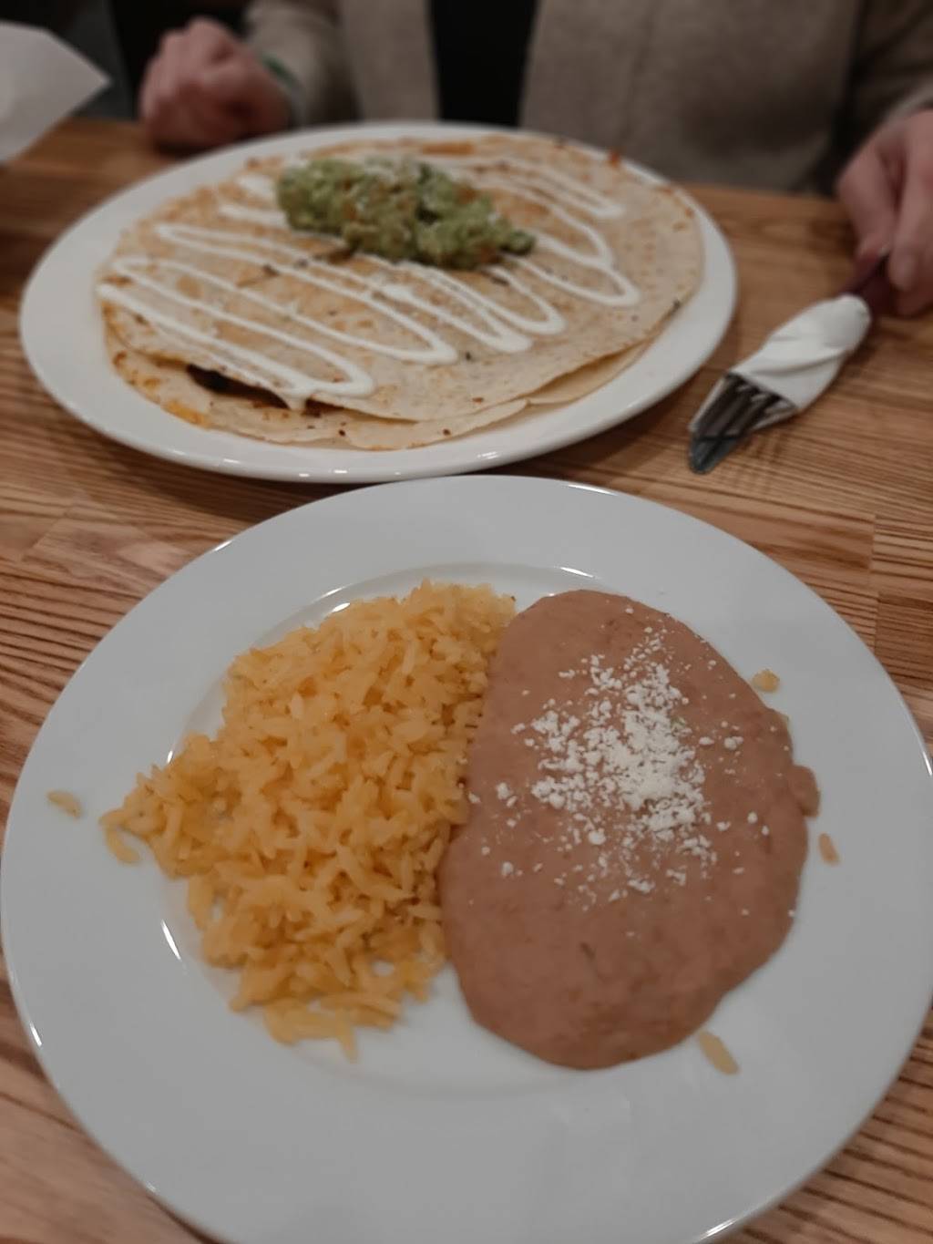 Mezcal Grill | restaurant | 5701 Broadway ste b, Sacramento, CA 95817, USA | 9166198766 OR +1 916-619-8766