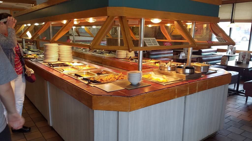 Shoneys Chattanooga | restaurant | 2318 Shallowford Village Dr, Chattanooga, TN 37421, USA | 4238945917 OR +1 423-894-5917