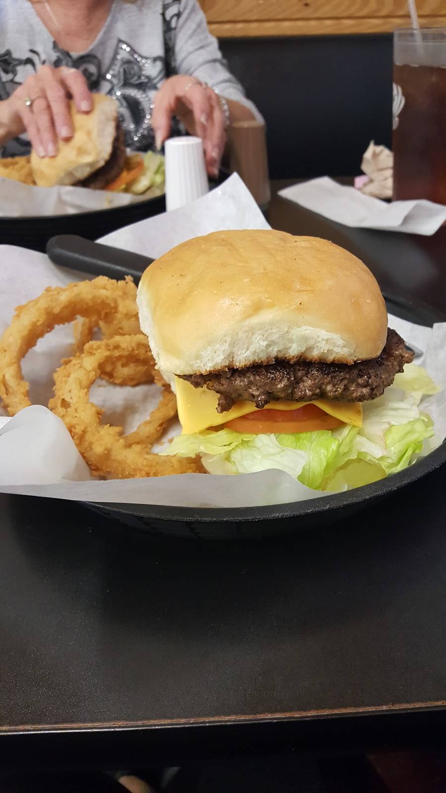 James Browns Gumbo House & Grill | restaurant | 4337, 995 N Main St, Vidor, TX 77662, USA | 4097691206 OR +1 409-769-1206