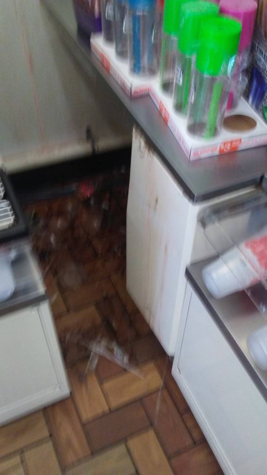 7-Eleven | bakery | 1721 N Honore Ave, Sarasota, FL 34235, USA | 9413795913 OR +1 941-379-5913