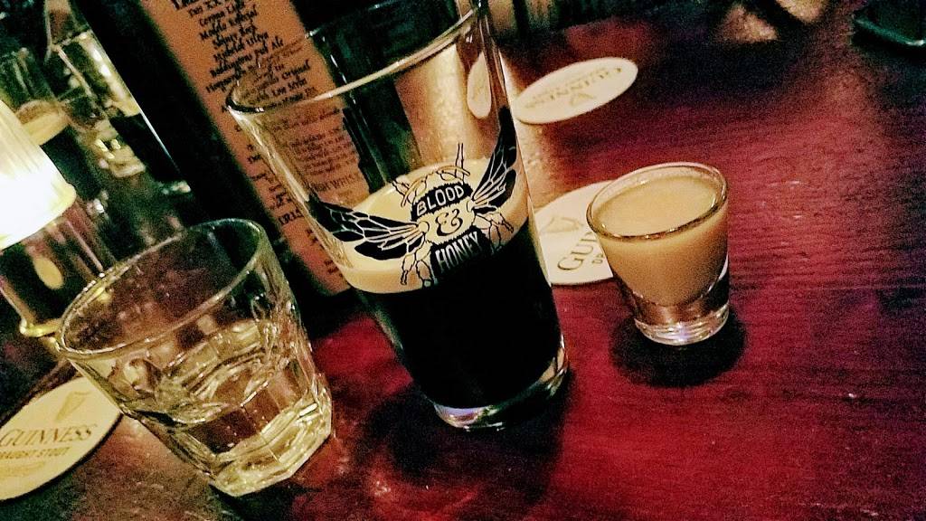 Cassidys Irish Pub | night club | 601 N Water St, Corpus Christi, TX 78401, USA | 3619295570 OR +1 361-929-5570