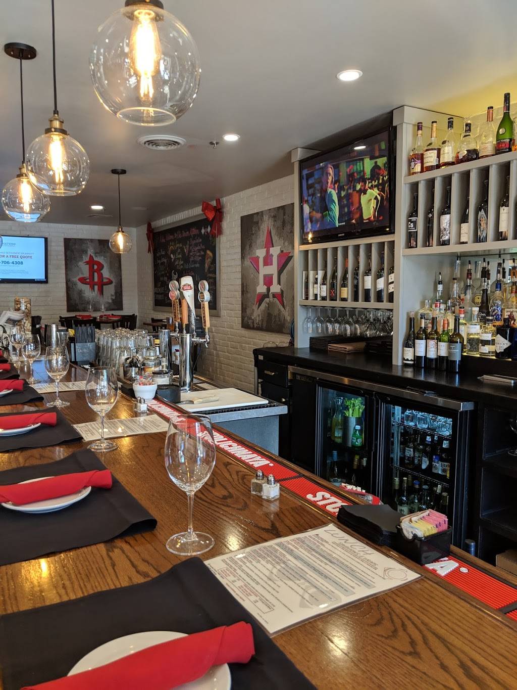 The Union Kitchen Memorial | restaurant | Lantern Lane, 12538 Memorial Dr, Houston, TX 77024, USA | 7133602000 OR +1 713-360-2000