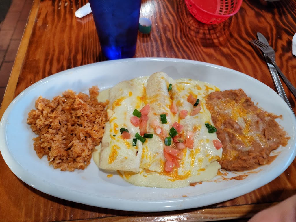 El Paso All American & Mexican restaurant | restaurant | 240 Bear River Dr, Evanston, WY 82930, USA | 3077895555 OR +1 307-789-5555