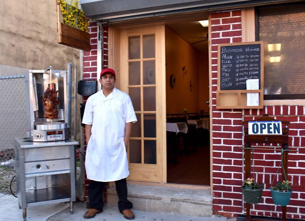 El Rancho Viejo | restaurant | 942 S 5th St, Philadelphia, PA 19147, USA | 2156448735 OR +1 215-644-8735