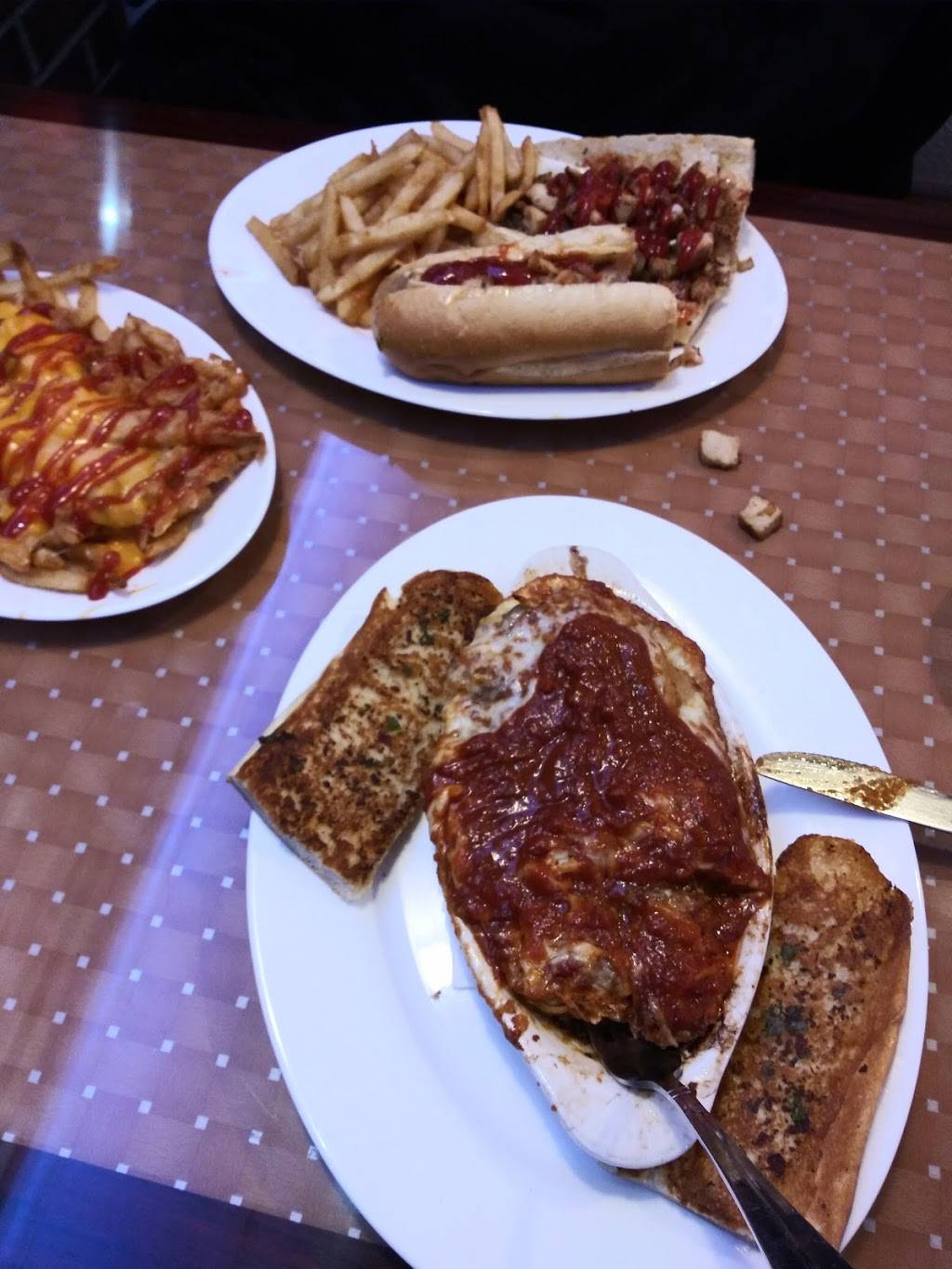 Smileys Diner - Newark | restaurant | 1025 Christiana Rd, Newark, DE 19713, USA | 3025336355 OR +1 302-533-6355