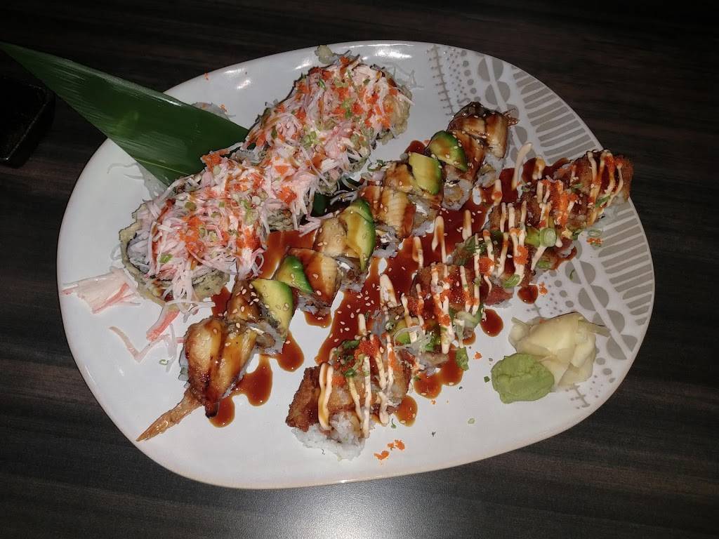 MAKS Asian Kitchen & Sushi | restaurant | 13650 Fiddlesticks Blvd #206, Fort Myers, FL 33912, USA | 2399859632 OR +1 239-985-9632