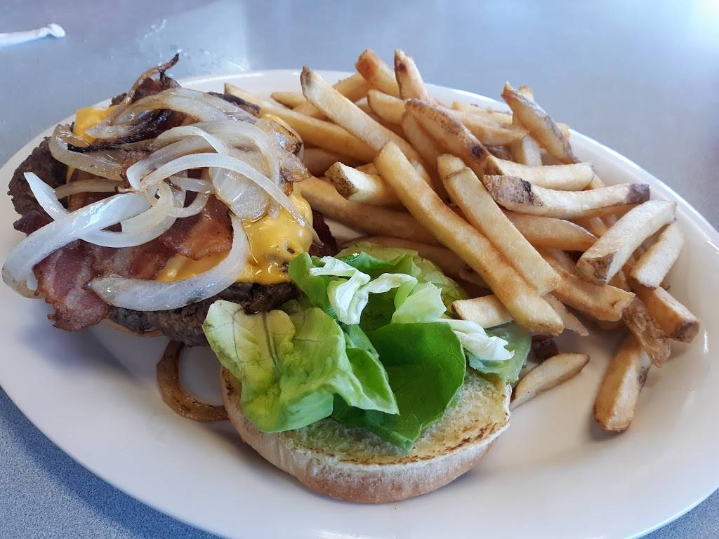 Eat at Joes | restaurant | 400 N Pacific Coast Hwy, Redondo Beach, CA 90277, USA | 3103769570 OR +1 310-376-9570