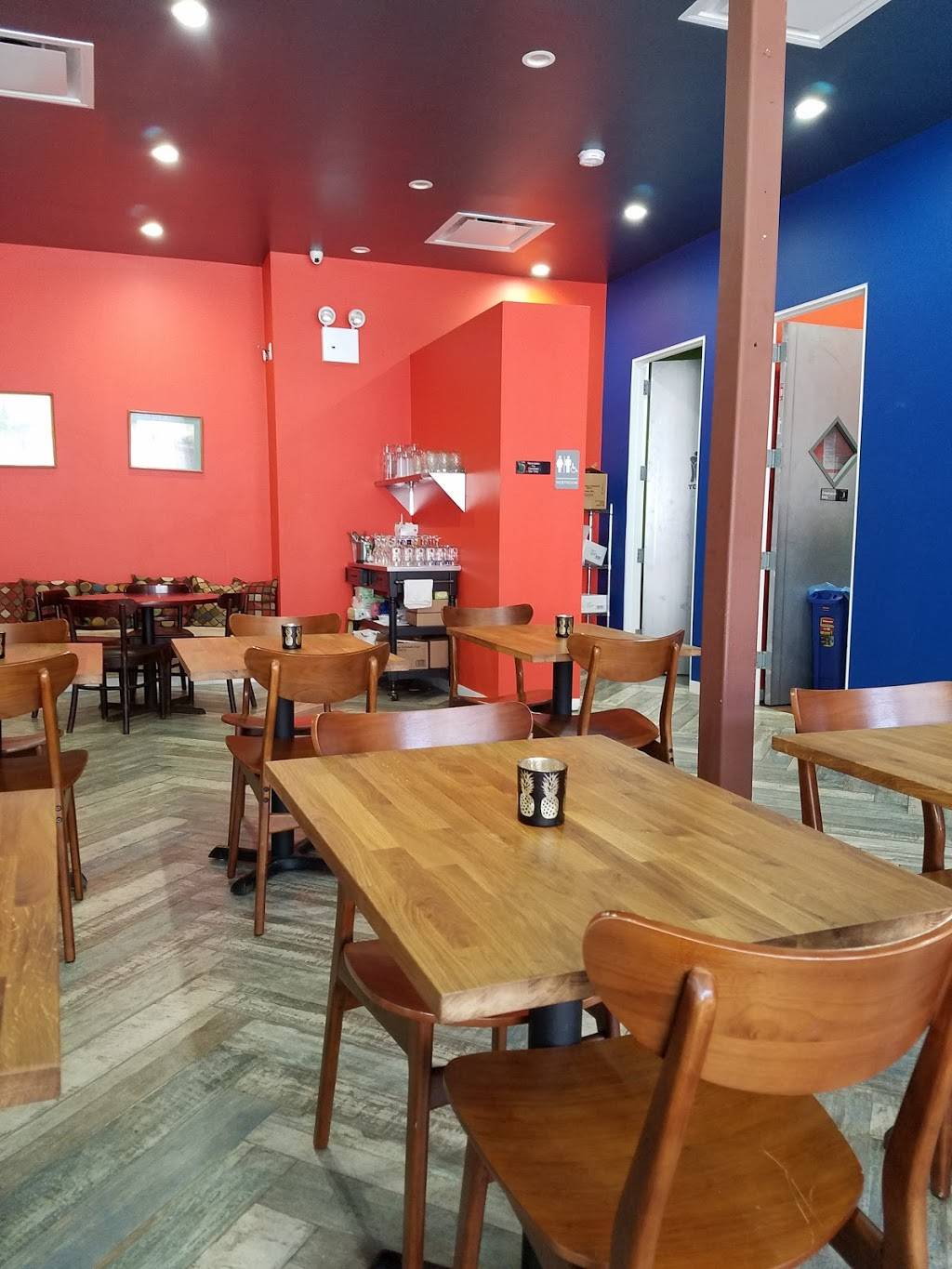 The Islands | restaurant | 671 Washington Ave, Brooklyn, NY 11238, USA | 7183983575 OR +1 718-398-3575