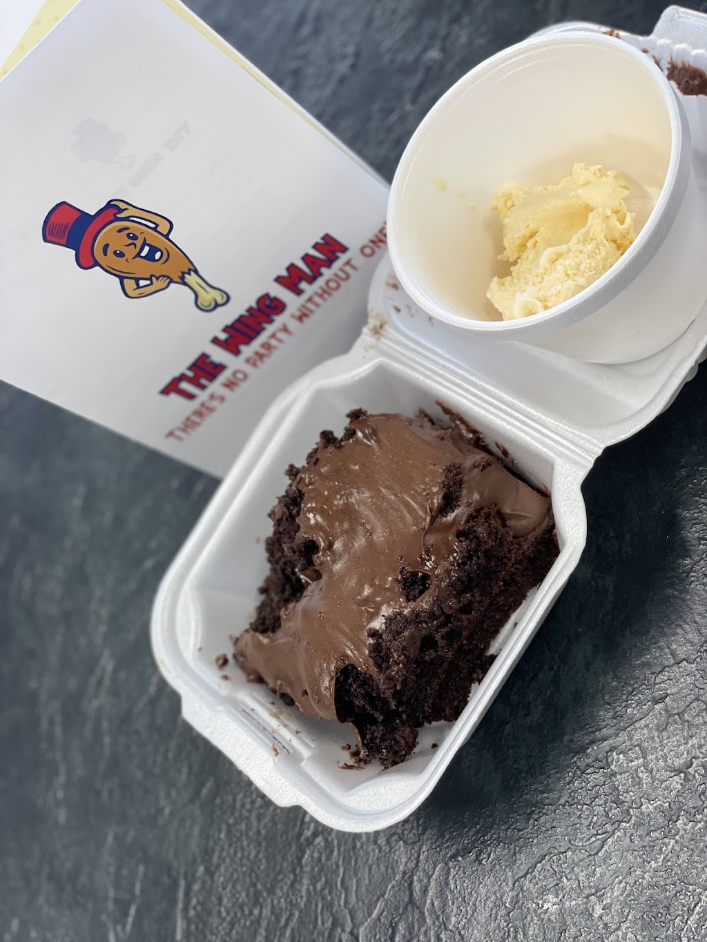 The Wing Man | restaurant | 5833 Dorr St, Toledo, OH 43615, USA | 4194075324 OR +1 419-407-5324