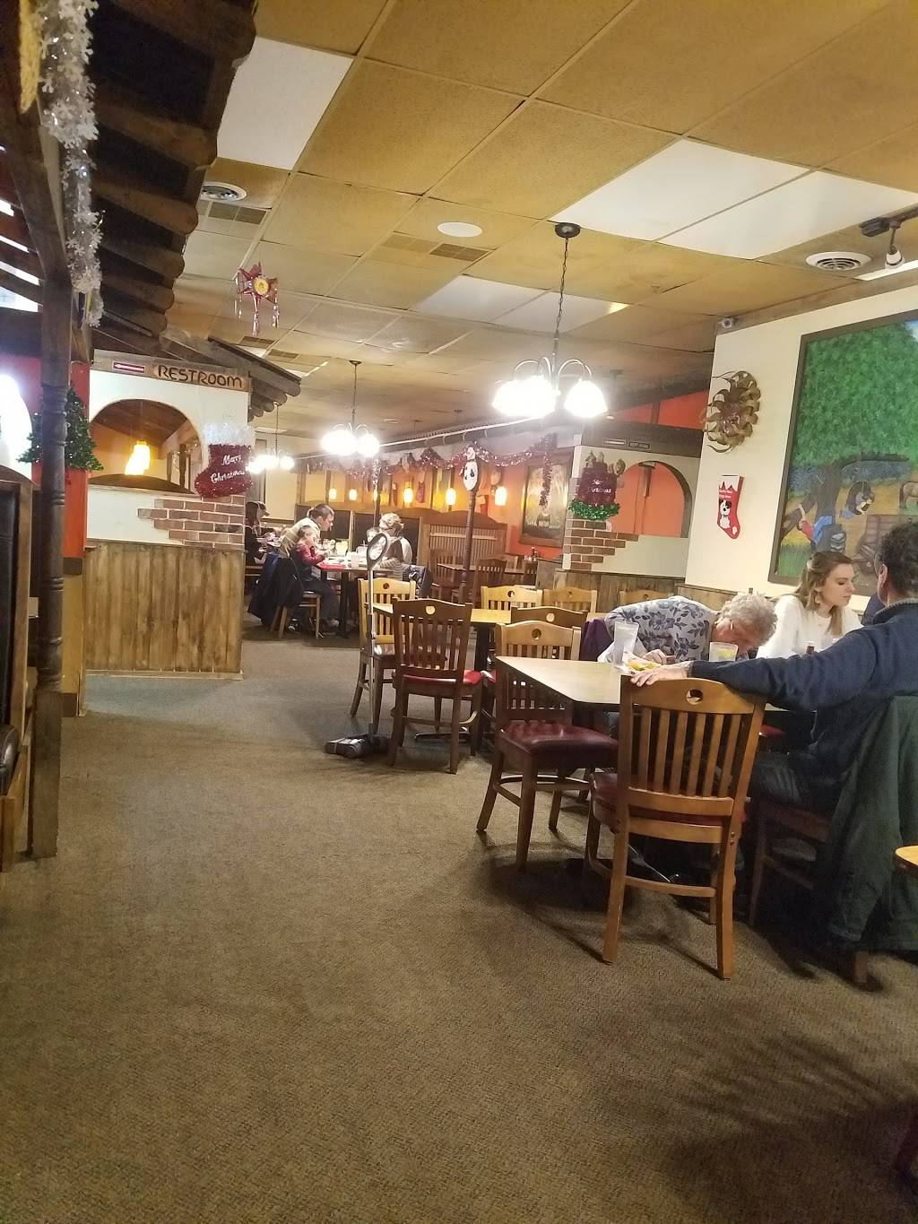 El Cielito Lindo | restaurant | 108 E Market St, Nappanee, IN 46550, USA | 5742212013 OR +1 574-221-2013