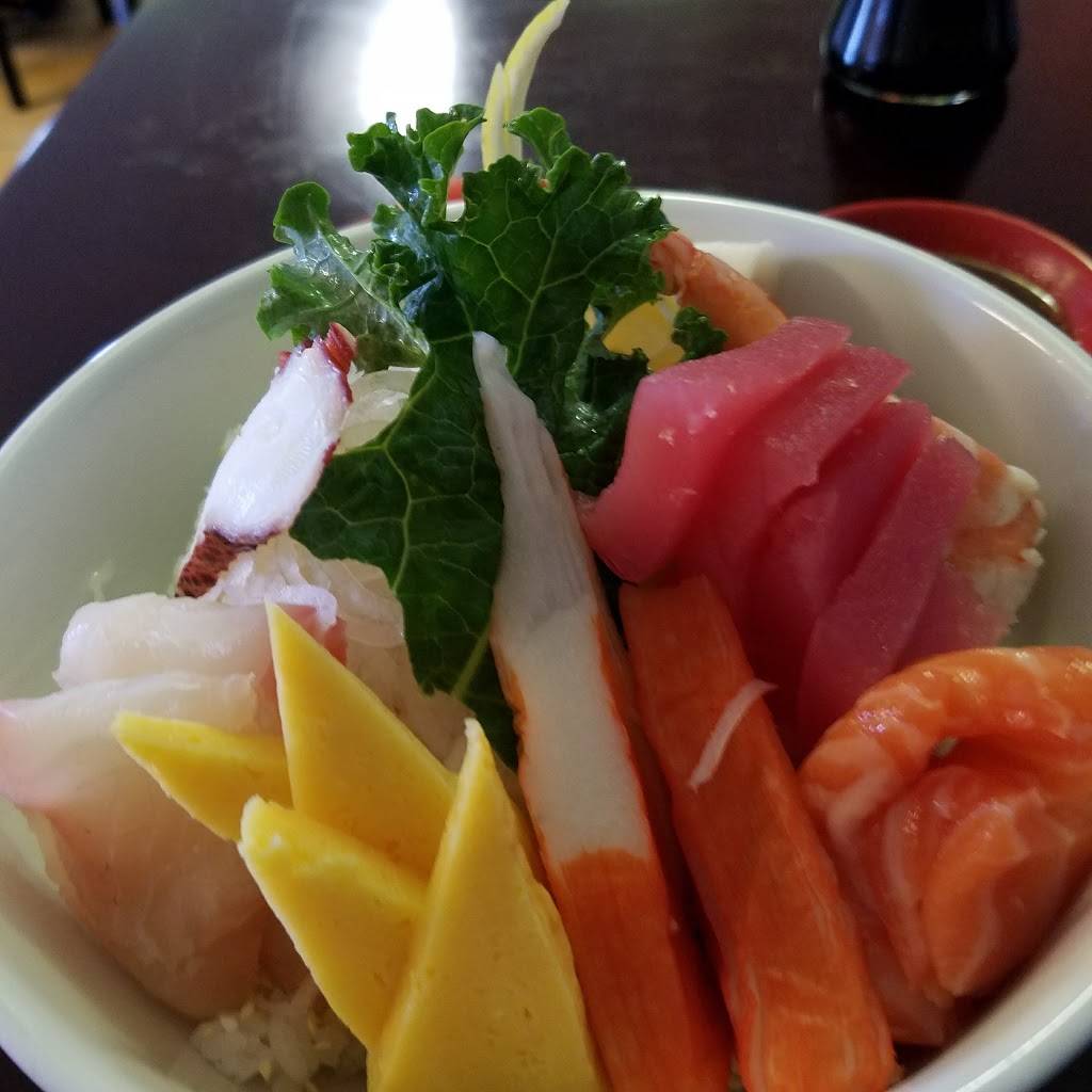 Japan Express | restaurant | 456 E Burleigh Blvd, Tavares, FL 32778, USA | 3527425088 OR +1 352-742-5088