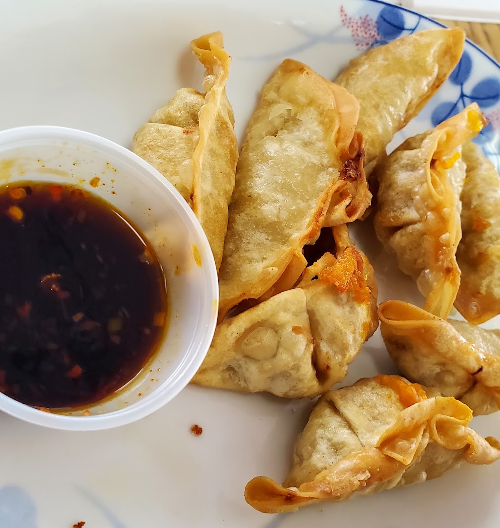 Three Sisters Restaurant | restaurant | 10615 E Sprague Ave, Spokane Valley, WA 99206, USA | 5099282580 OR +1 509-928-2580