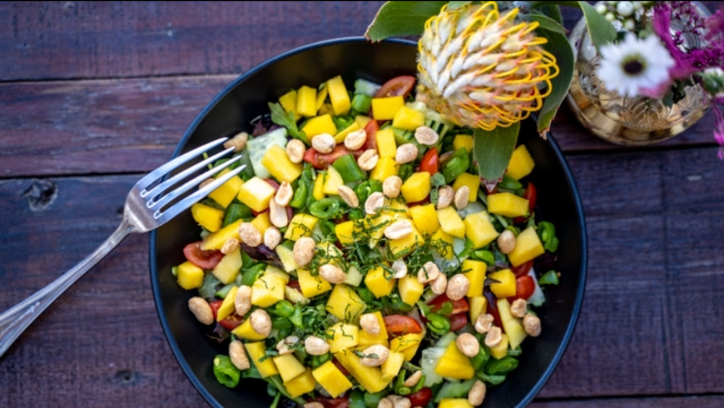 The Blue Owl | restaurant | 5 W Canon Perdido St, Santa Barbara, CA 93101, USA | 8057050991 OR +1 805-705-0991