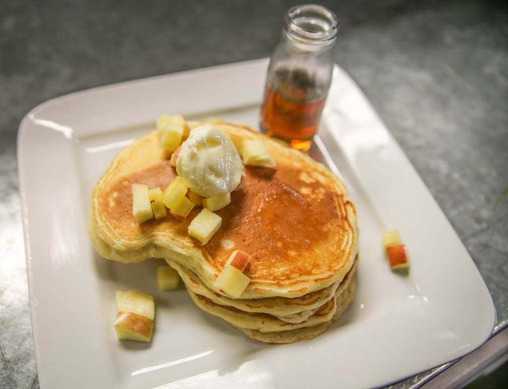 Bacon & Butter | restaurant | 5913 Broadway, Sacramento, CA 95820, USA | 9163464445 OR +1 916-346-4445