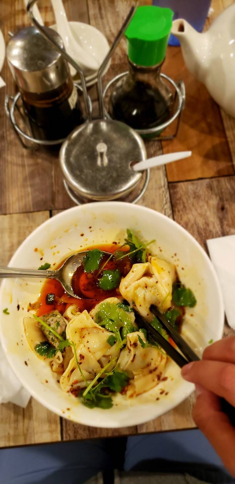 Mins Dumpling House | restaurant | 627 N Euclid St, Anaheim, CA 92801, USA | 7147722235 OR +1 714-772-2235