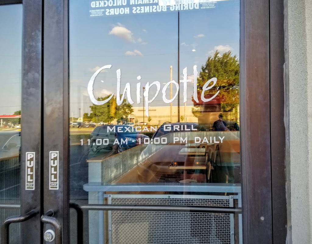 Chipotle Mexican Grill | restaurant | 2241 N Maize Rd #111, Wichita, KS 67205, USA | 3167224300 OR +1 316-722-4300