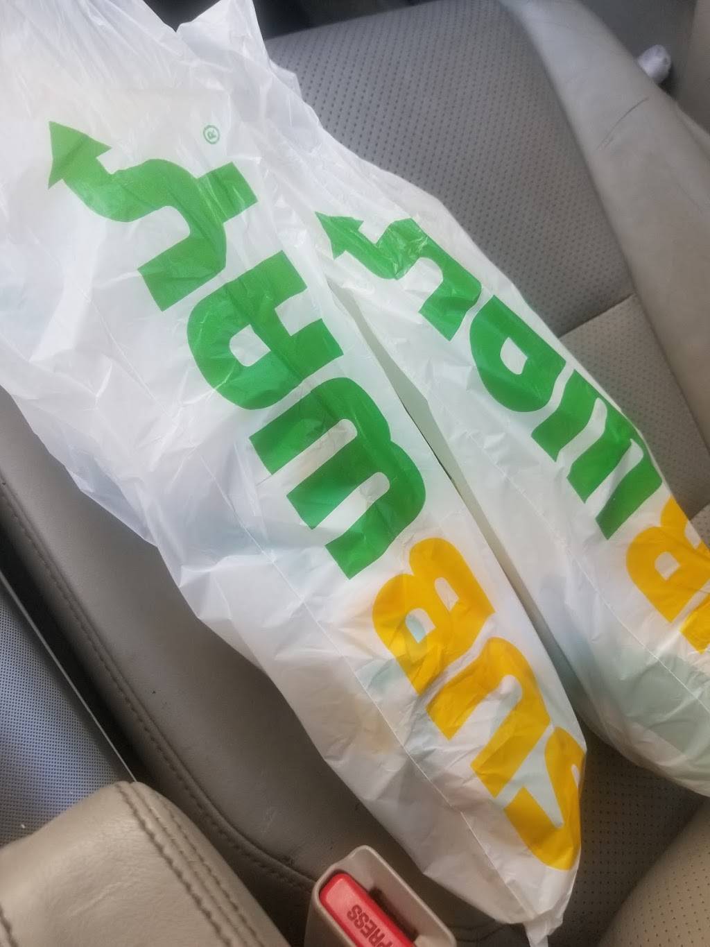 Subway | restaurant | 770 E Lerdo Hwy, Shafter, CA 93263, USA | 6617466787 OR +1 661-746-6787