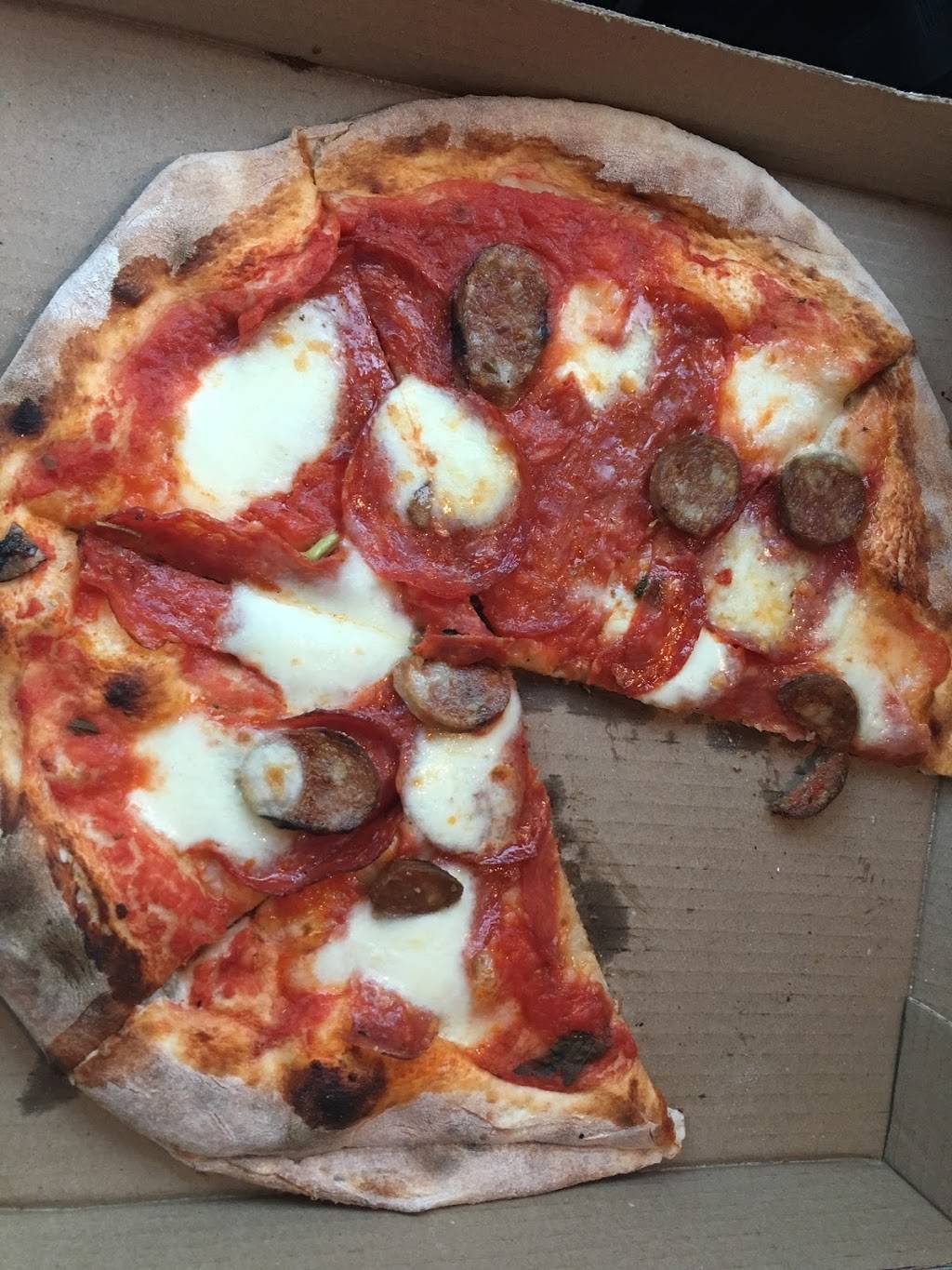 Sidewalk Pizzeria | restaurant | 1654 St Clair Ave W, Toronto, ON M6N 1H8, Canada | 4165514565 OR +1 416-551-4565