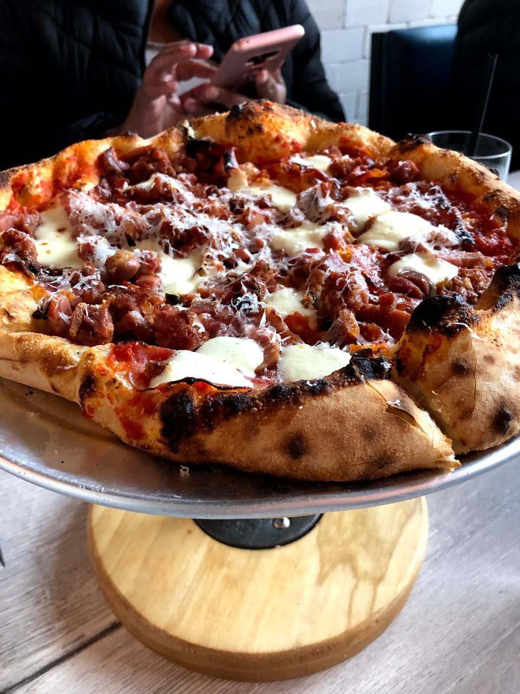 Avola Kitchen + Bar | restaurant | 625 N Morehall Rd, Malvern, PA 19355, USA | 4843288584 OR +1 484-328-8584