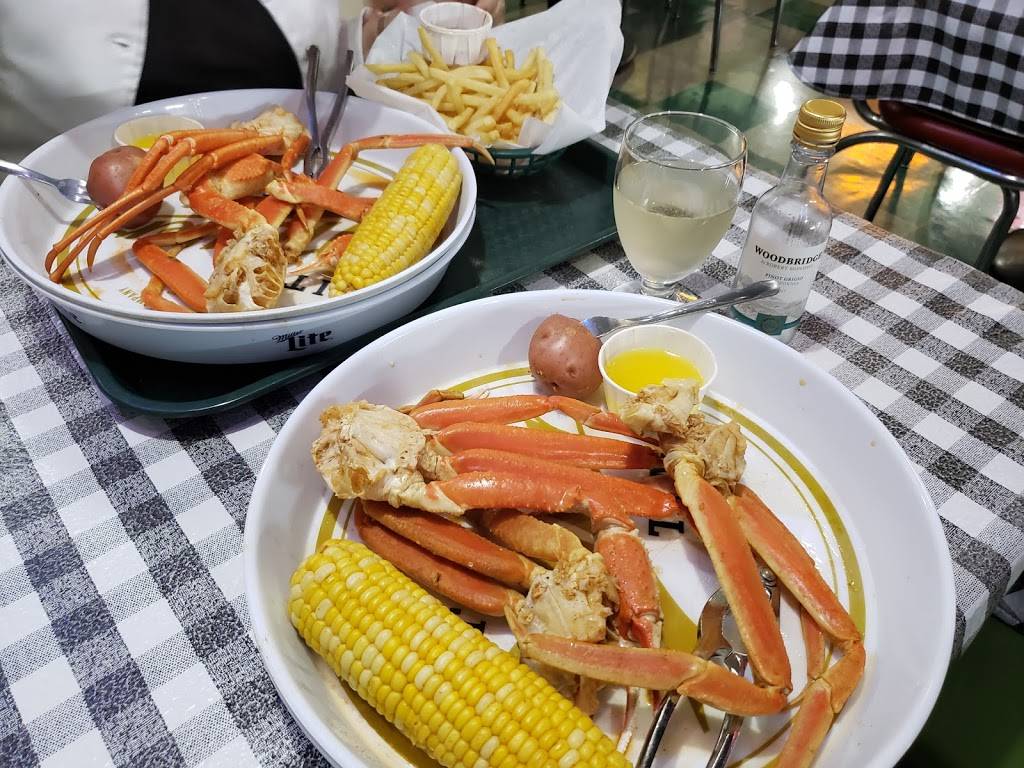 Flying Fish | restaurant | 6126 Luther Ln, Dallas, TX 75225, USA | 2146963474 OR +1 214-696-3474