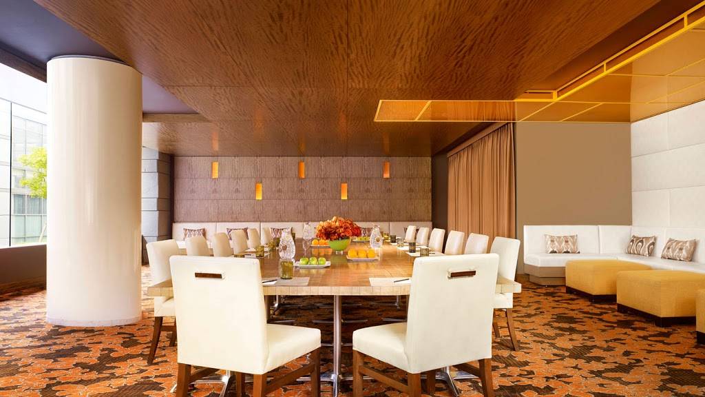 Glance Restaurant | restaurant | 900 W Olympic Blvd, Los Angeles, CA 90015, USA | 2137658630 OR +1 213-765-8630