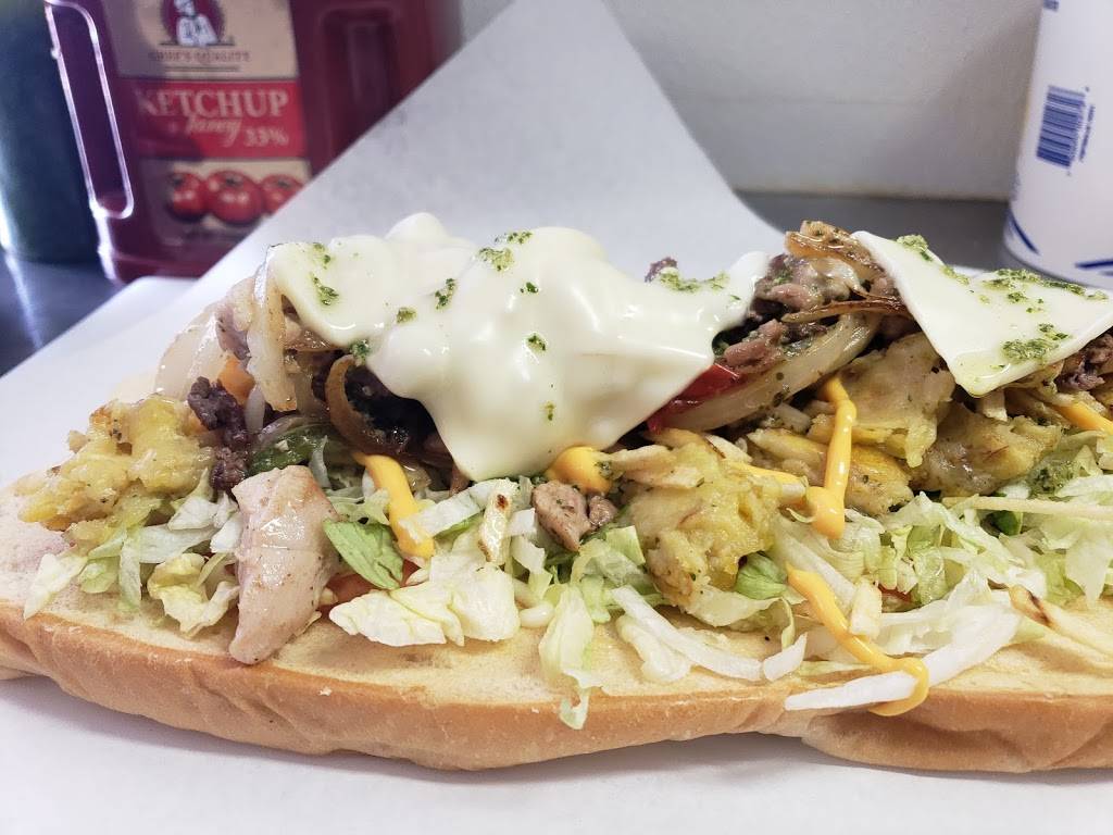 La Criolla Food Truck | restaurant | 44039 US-27, Davenport, FL 33897, USA | 4077640071 OR +1 407-764-0071