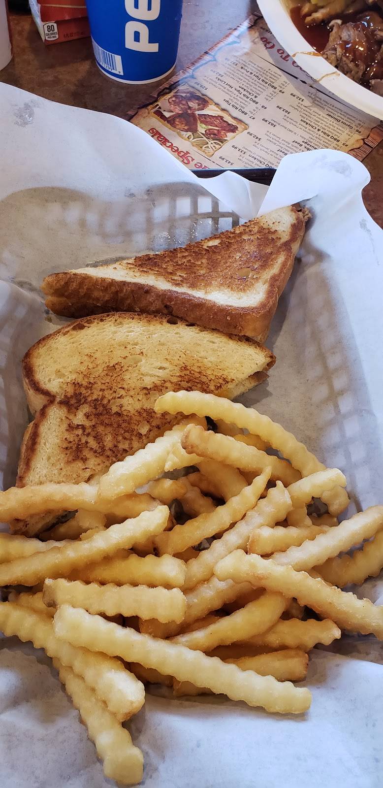 Gematos Wood Pit BBQ | restaurant | 6701 W 111th St, Worth, IL 60482, USA | 7083614200 OR +1 708-361-4200