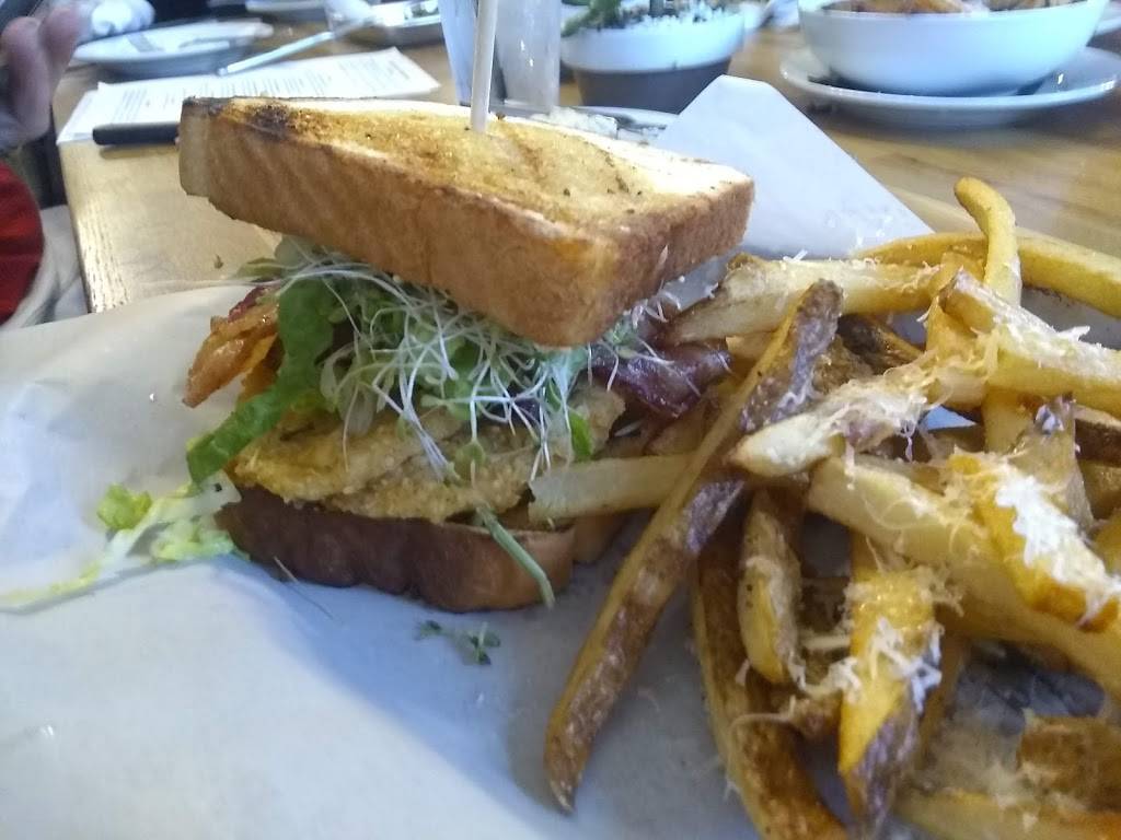 Eastside Kitchenette | restaurant | 2119 I-35 Frontage Rd, San Antonio, TX 78208, USA | 2105072568 OR +1 210-507-2568