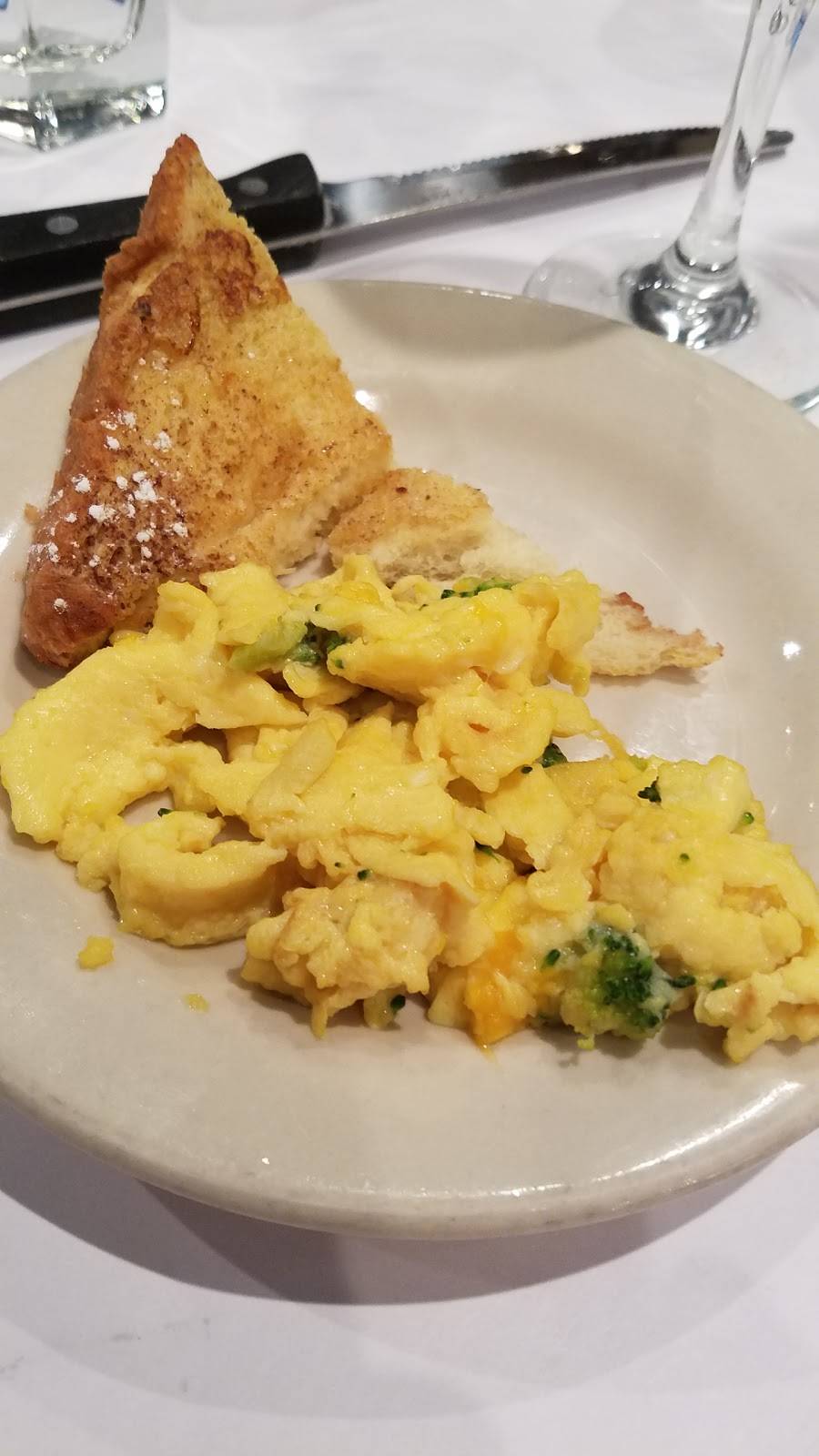 George White | restaurant | 33 Berry Hill Rd, Syosset, NY 11791, USA | 5163642144 OR +1 516-364-2144