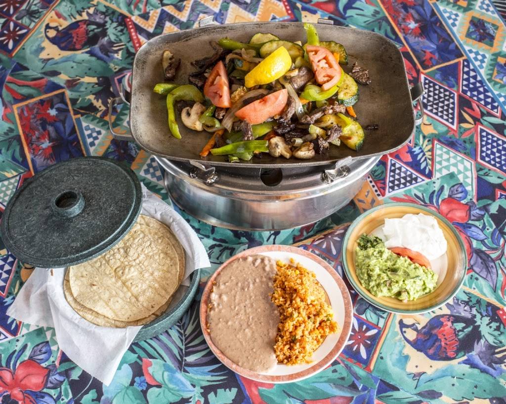 Las Palmas Restaurant | restaurant | 311 W Ogden Avenue, Westmont, IL 60559, USA | 6309639999 OR +1 630-963-9999