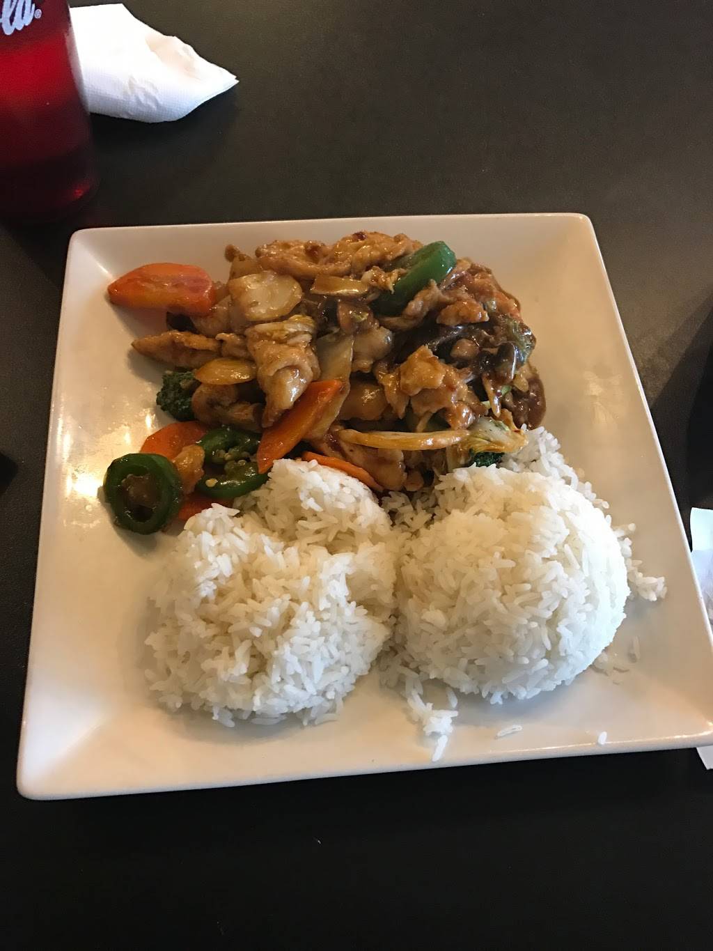 Lovers Eggroll | restaurant | 16627 N Coit Rd, Richardson, TX 75080, USA | 9723804888 OR +1 972-380-4888