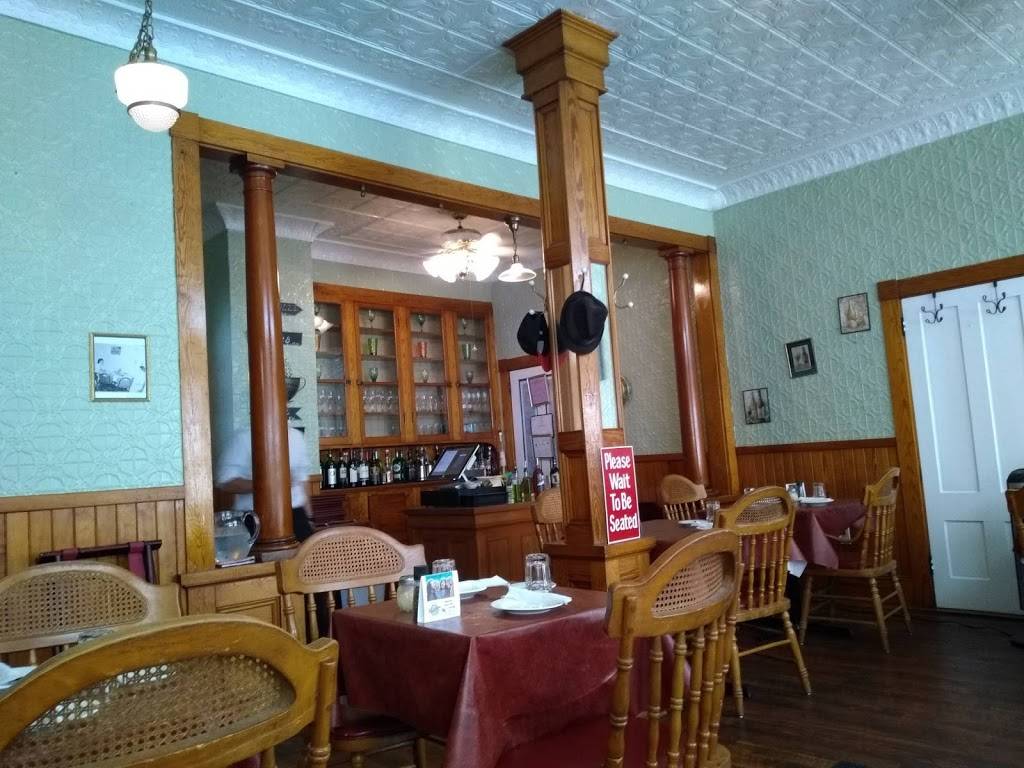 Nonnas Kitchen | restaurant | 19 Exchange St, Gorham, NH 03581, USA | 6039159203 OR +1 603-915-9203