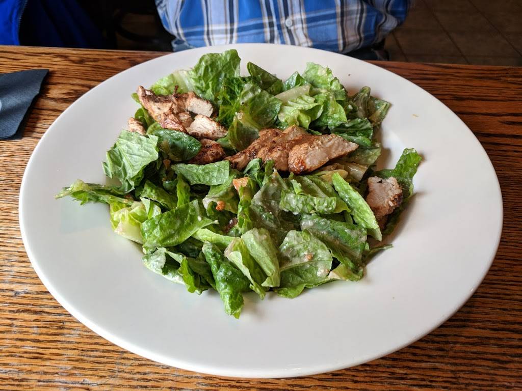 Mollys Irish Grille & Sports Pub | restaurant | 4 E 4th St, Bethlehem, PA 18015, USA | 6108681313 OR +1 610-868-1313