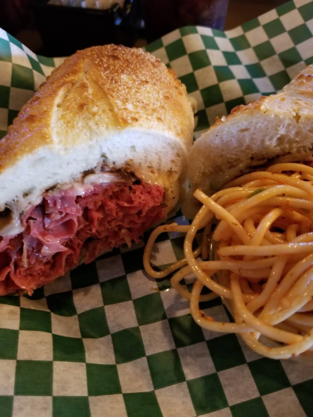 Ferrareses | restaurant | 1161 E F St, Oakdale, CA 95361, USA | 2098472079 OR +1 209-847-2079