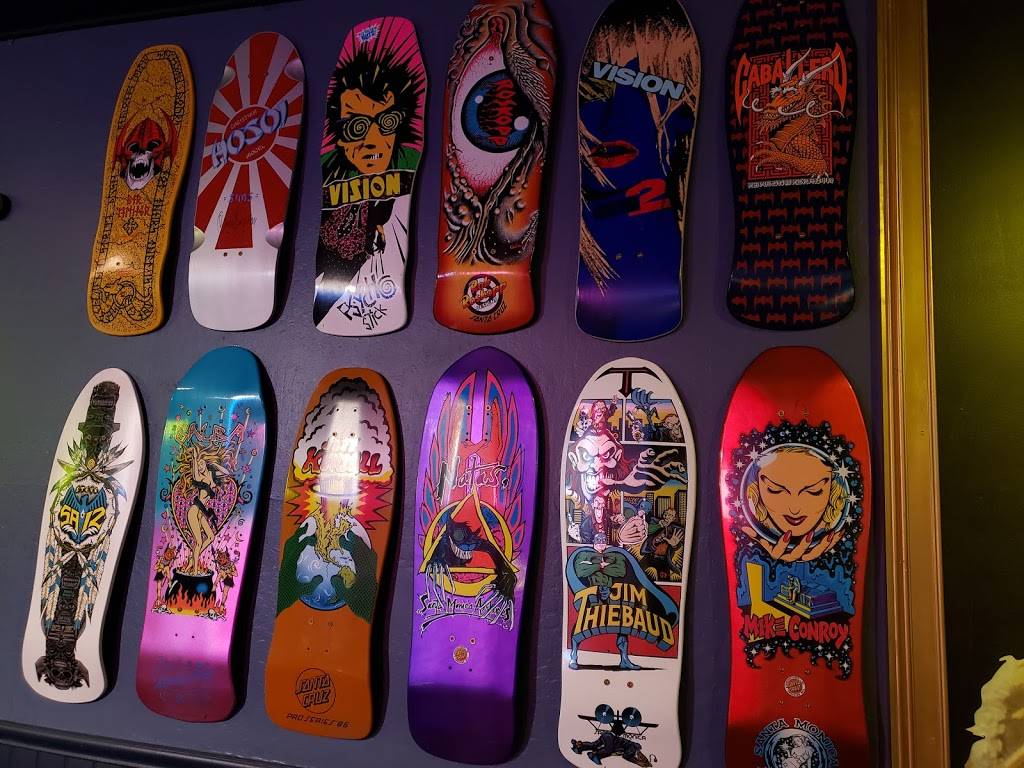 Retro Junkie | night club | 2112 N Main St, Walnut Creek, CA 94596, USA | 9259384140 OR +1 925-938-4140