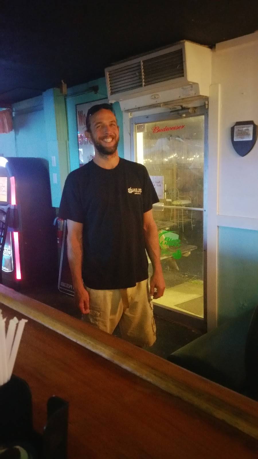 Hulas Bar and grill | restaurant | 2107 N New River Dr, Surf City, NC 28445, USA | 9103280045 OR +1 910-328-0045