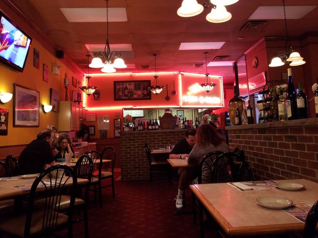 Francos Pizza & Pasta | restaurant | 1708 E Lebanon Rd, Dover, DE 19901, USA | 3026771946 OR +1 302-677-1946