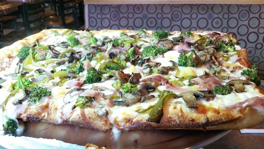 Dazzos Pizzeria | restaurant | 710 S Gay St, Knoxville, TN 37902, USA | 8655252105 OR +1 865-525-2105