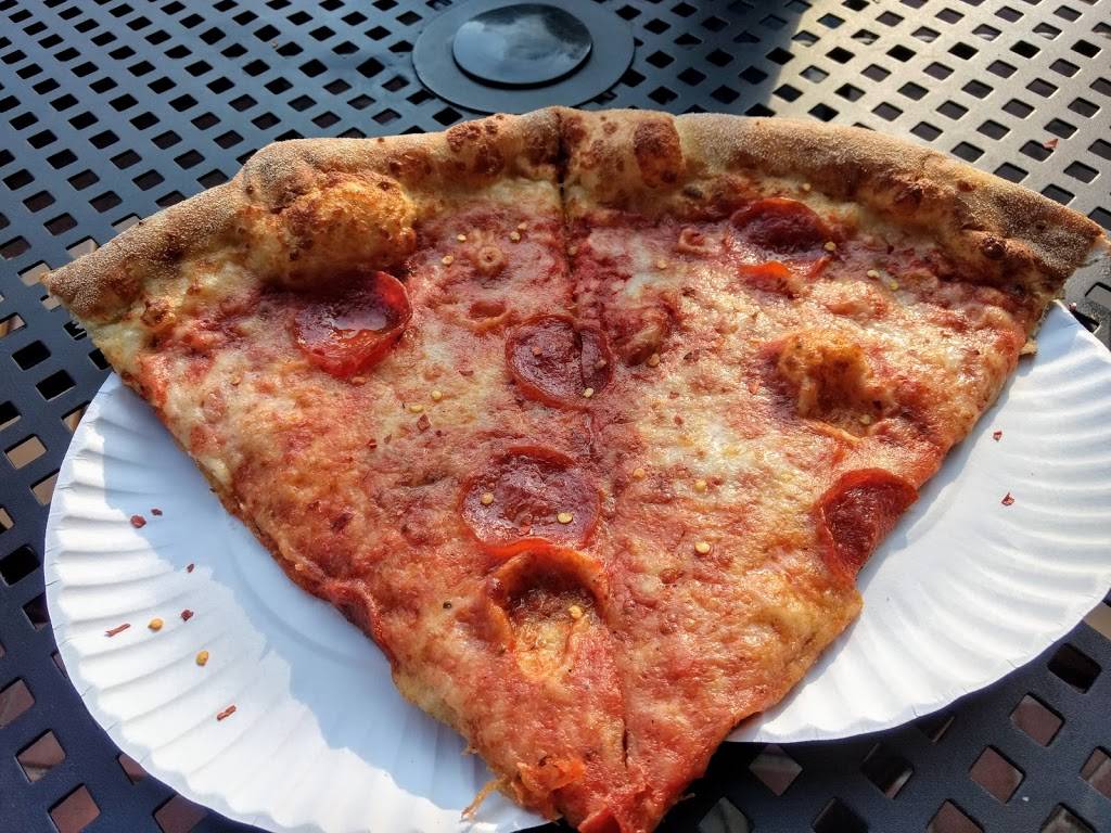 Circle Pizza | restaurant | 2108 Dune Dr, Avalon, NJ 08202, USA | 6099677566 OR +1 609-967-7566