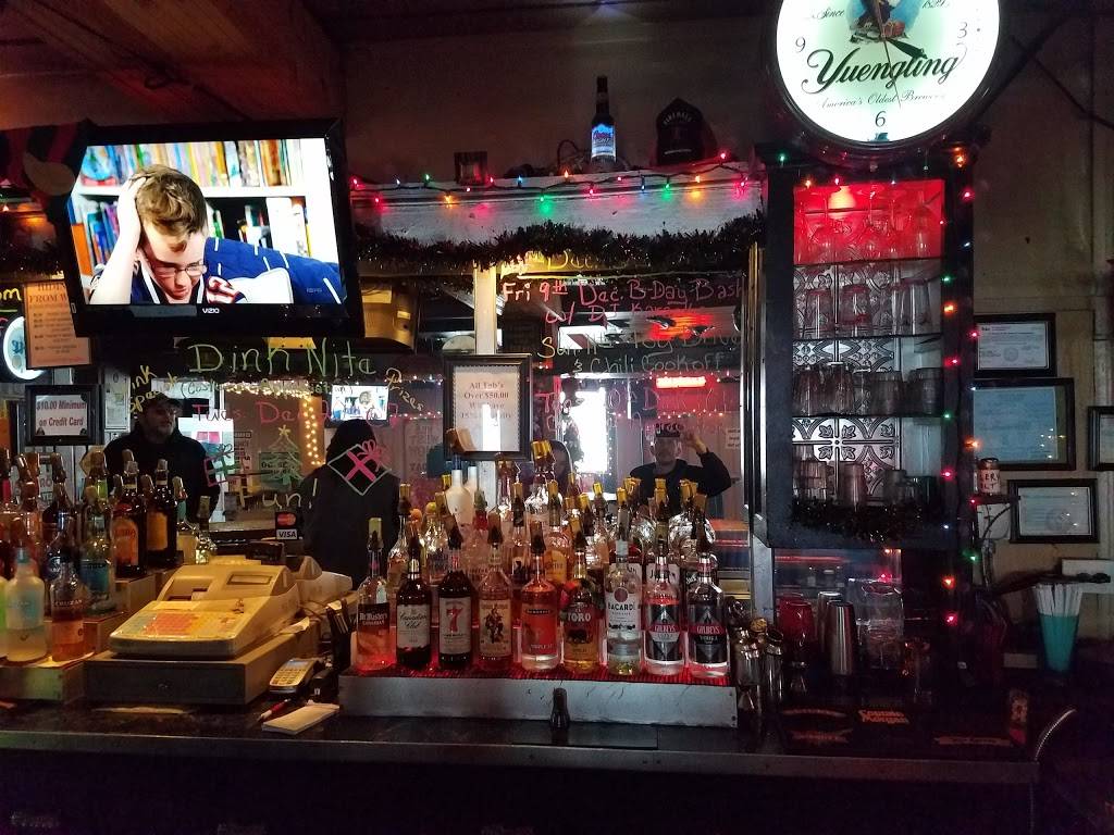 J W Dinks Saloon | restaurant | 135 Millville Oxford Rd, Hamilton, OH 45013, USA | 5138687462 OR +1 513-868-7462