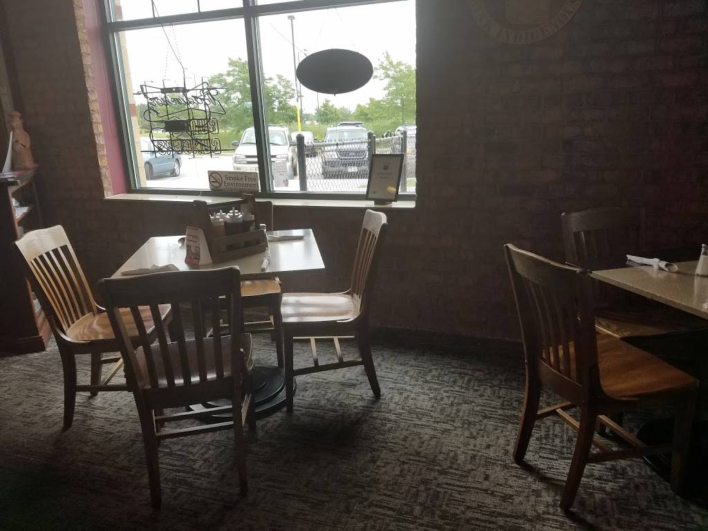 T. Bacon’s BBQ | restaurant | 3120 Packerland Dr, Ashwaubenon, WI 54115, USA | 9206324005 OR +1 920-632-4005