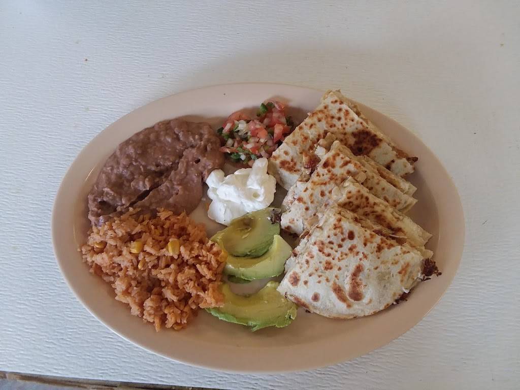 Regis Taqueria | restaurant | 302 W Brown St, Hearne, TX 77859, USA | 9795998369 OR +1 979-599-8369