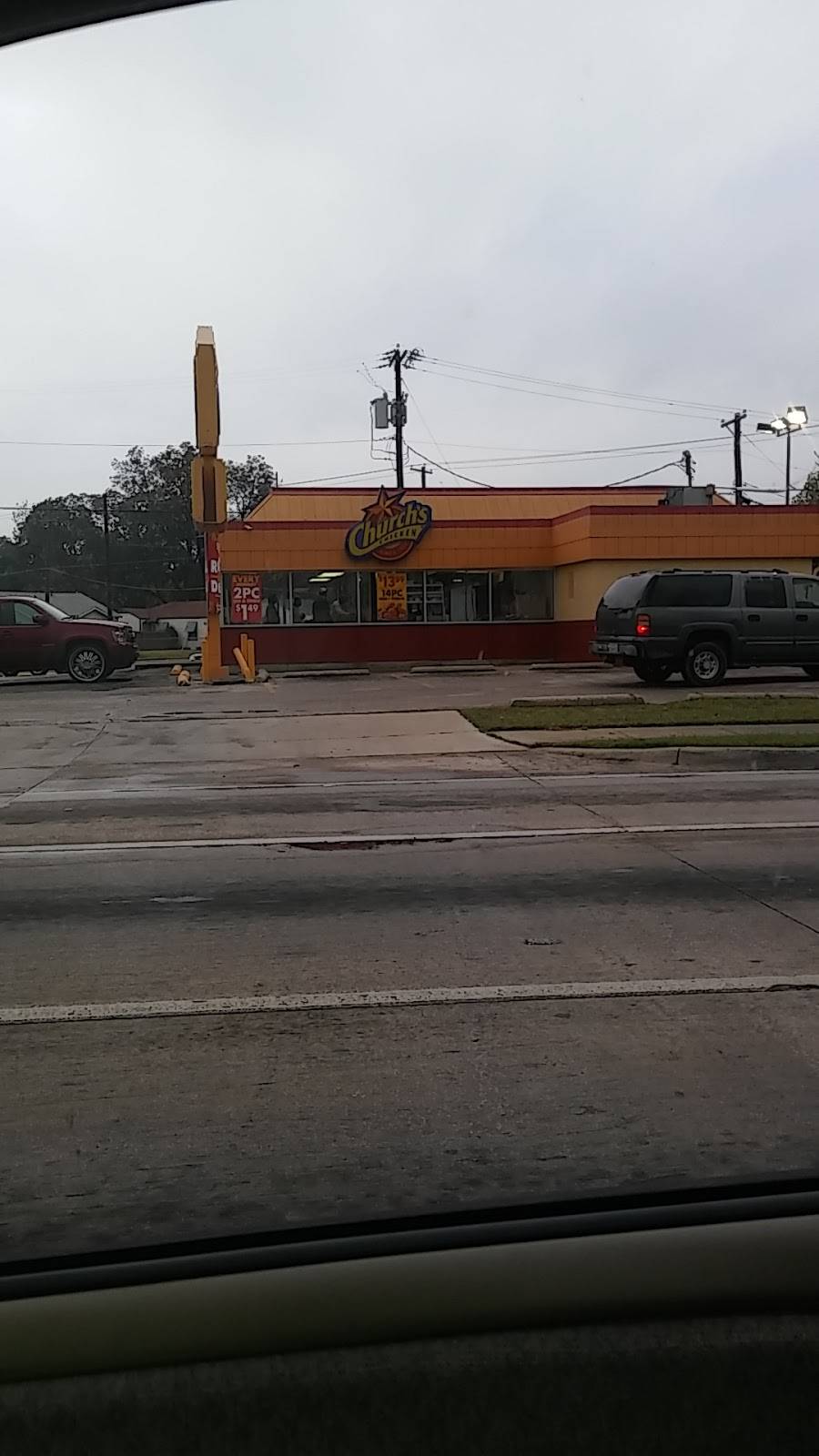 Churchs Chicken | restaurant | 4656 Scyene Rd, Dallas, TX 75210, USA | 2144217023 OR +1 214-421-7023