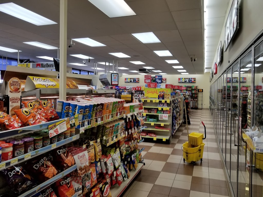 Holiday Stationstores | cafe | 110 Oakwood Dr E, Monticello, MN 55362, USA | 7632953675 OR +1 763-295-3675