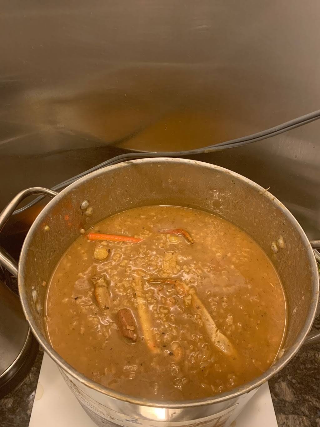 IN AND OUT GUMBO | restaurant | 725 S, Hindry Ave, Inglewood, CA 90301, USA | 3235709566 OR +1 323-570-9566