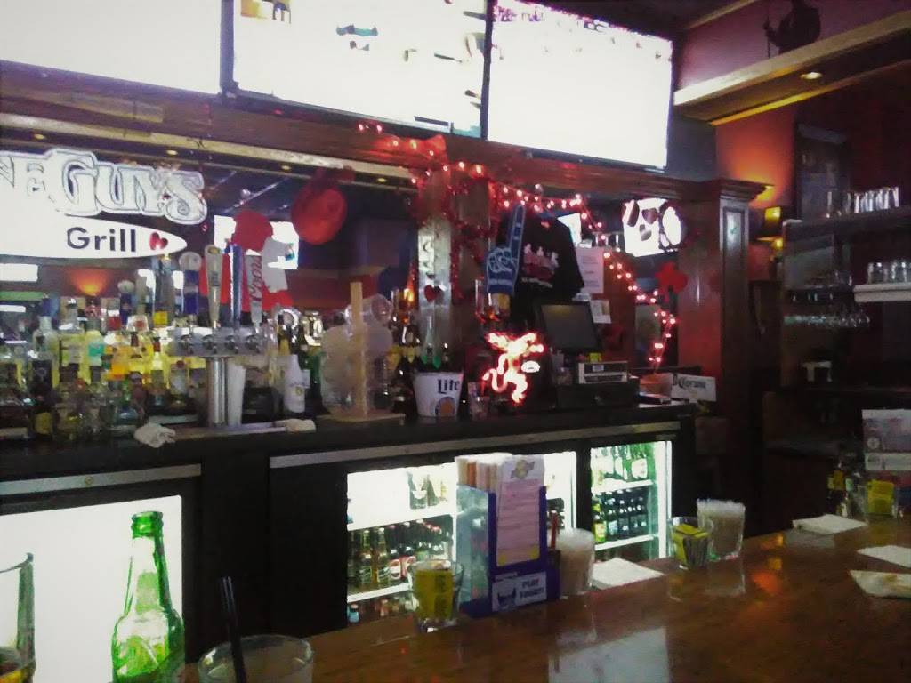 Wiseguys Bar & Grill | restaurant | 37208 Harper Ave, Clinton Twp, MI 48036, USA | 5869616510 OR +1 586-961-6510